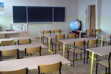 e82f893b77b77eff7f7979580